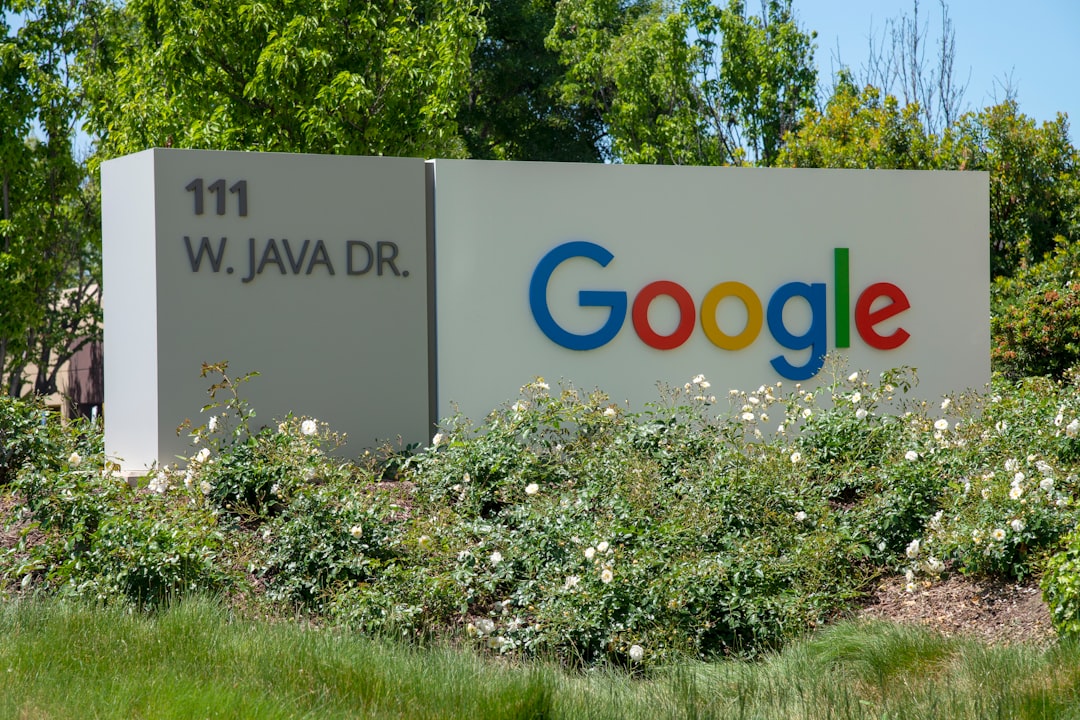 GoogleのAIデータセンターに大規模投資が行われ、AI供給危機が顕在化している様子を示すイメージ
