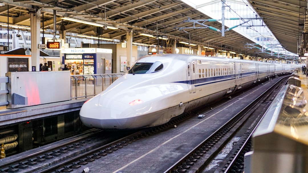 日本企業の部材や製造の強みを活かす提携戦略のイメージ