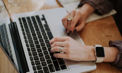 中小企業が今すぐ導入すべき「AIアシスタント戦略」──経営者のための実務活用ガイド