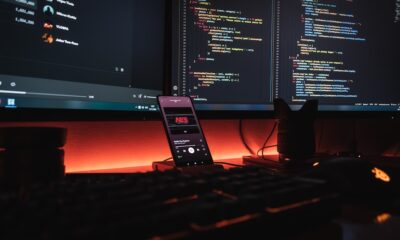 エンジニア職が最強説──AIリストラ時代に「最も守られた職種」の条件と強化すべきスキル
