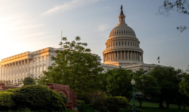 米国議会選で$24Mの「AI規制戦争」──テック企業の政治工作と日本が学ぶべき教訓