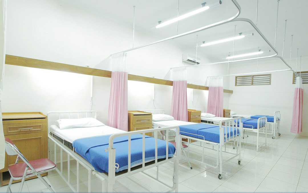 医療AIスタートアップHealthleapが約56億円調達—Sequoia参画、臨床リスク予測の収益化モデルと日本の示唆